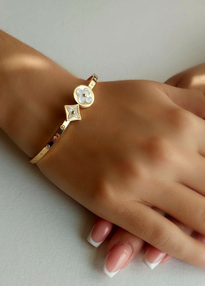 Clover And Star Bangle
