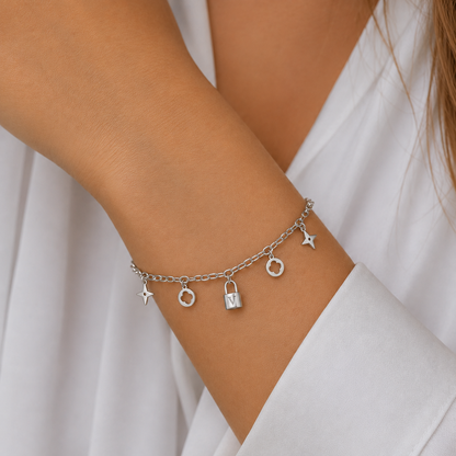 Chain Link Charm Bracelet