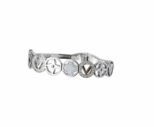 Clover Cz Bangle