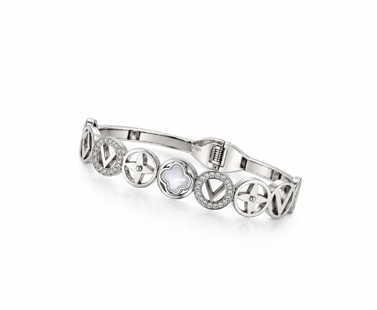 Clover Cz Bangle
